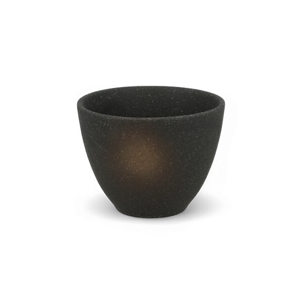 Tasse à thé japonaise noire