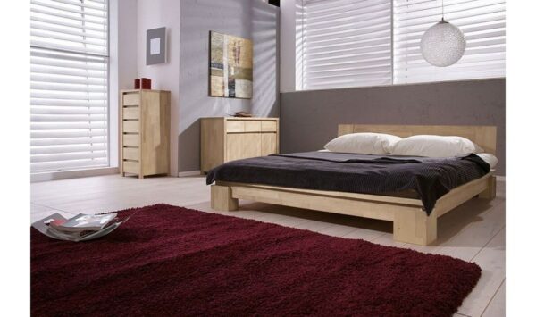 Lit tsuri bas blanchi avec mobilier