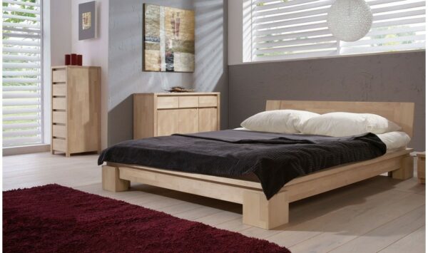 Chambre avec lit tsuri bas blanchi