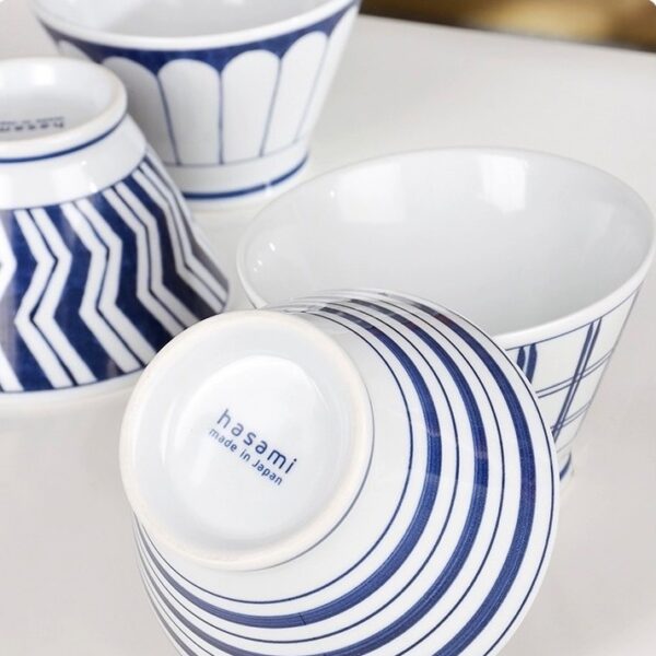 set de 4 bols japonais blancs et bleus